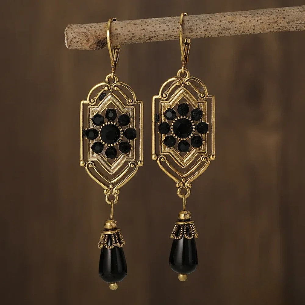 Daria™ - Retro Crystal Earrings