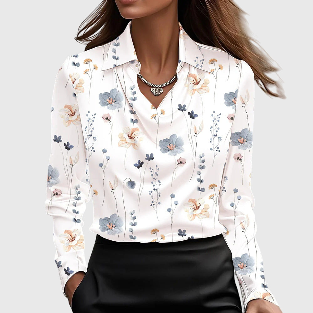 Pearl | Blouse with a luxurious sheen and pleated neckline