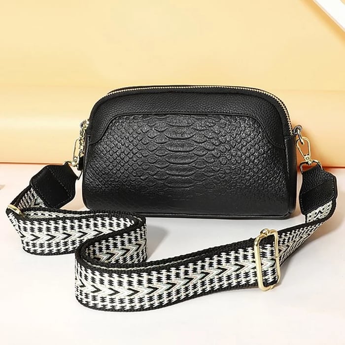Nathalie | Stylish Alligator Pattern Leather Shoulder Bag