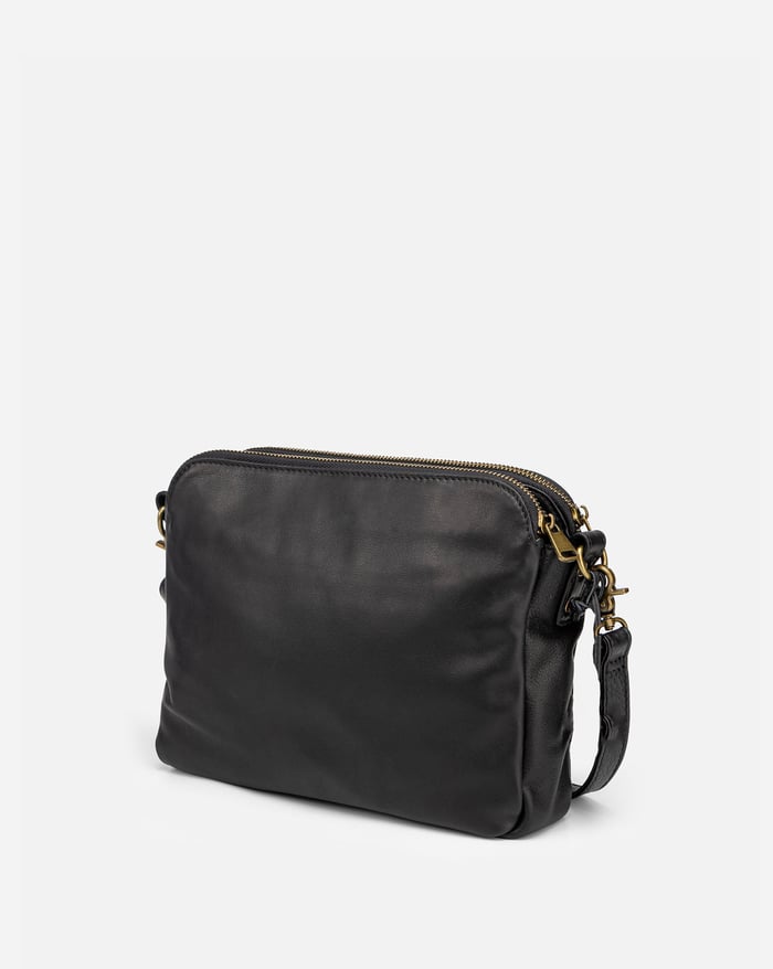 Josefin | Handmade Shoulder Bag Made of Soft Leather
