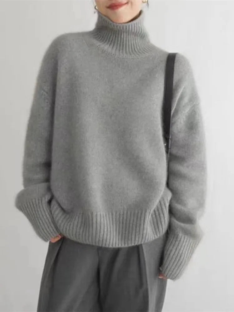 Aleksandra - Cashmere Turtleneck