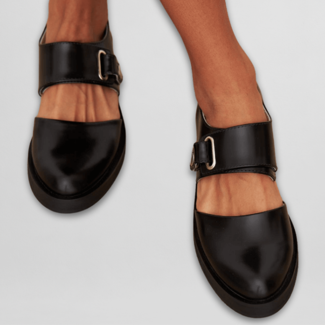 Lina™ | Mary Janes Buckle Closure