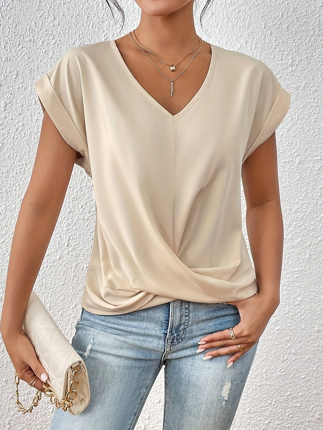 Nova | Heart-Shaped Neck T-Shirt
