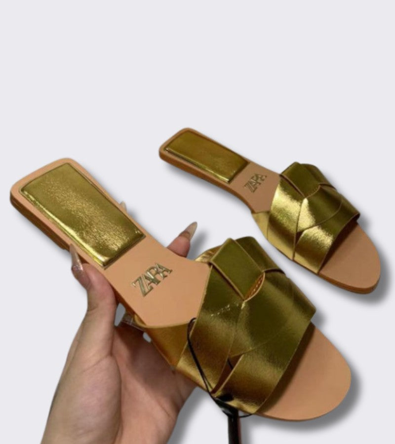 Zaba | Elegant Low Sandals with Weaving