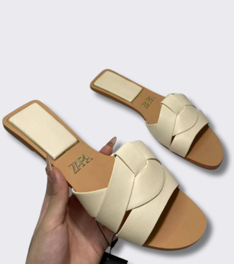 Zaba | Elegant Low Sandals with Weaving