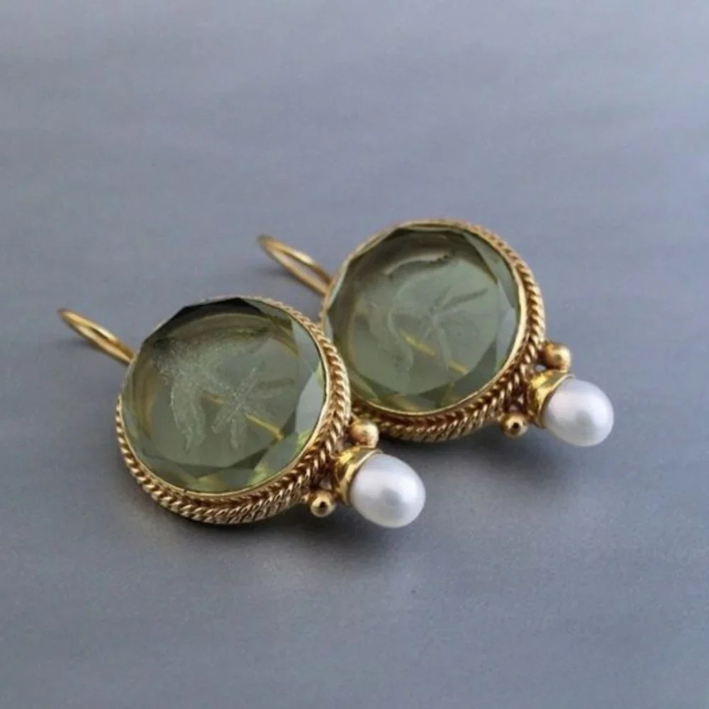 Emiliana™ - Vintage Earrings