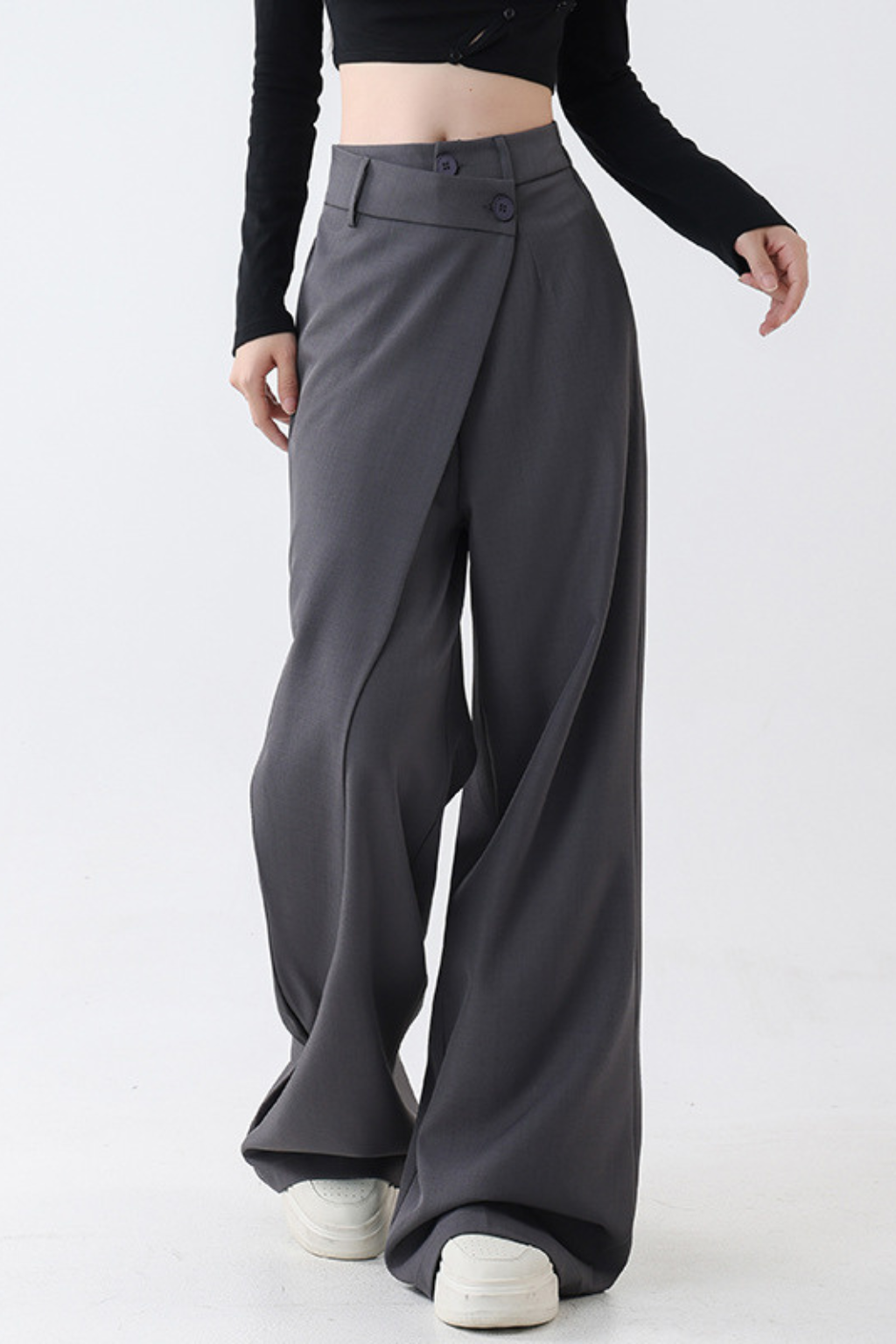 Dajana – Minimalist Asymmetrical Pants