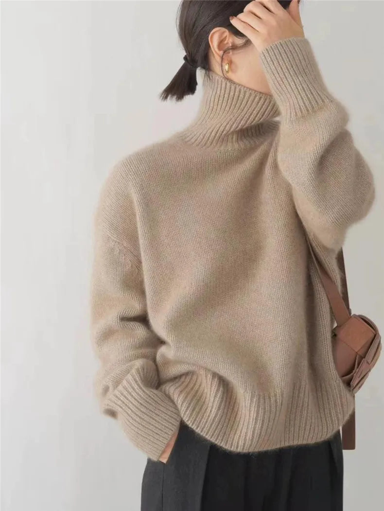 Aleksandra - Cashmere Turtleneck