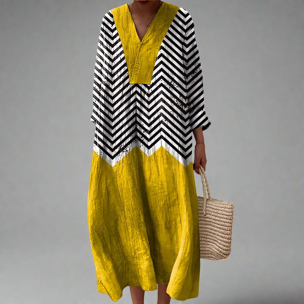 Julia™ | Elegant dress with geometric patterns