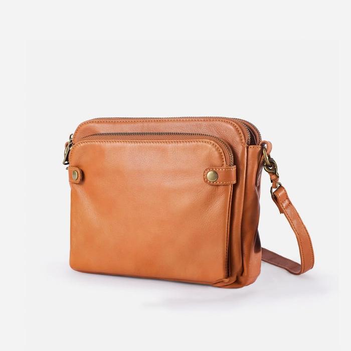 Josefin | Handmade Shoulder Bag Made of Soft Leather