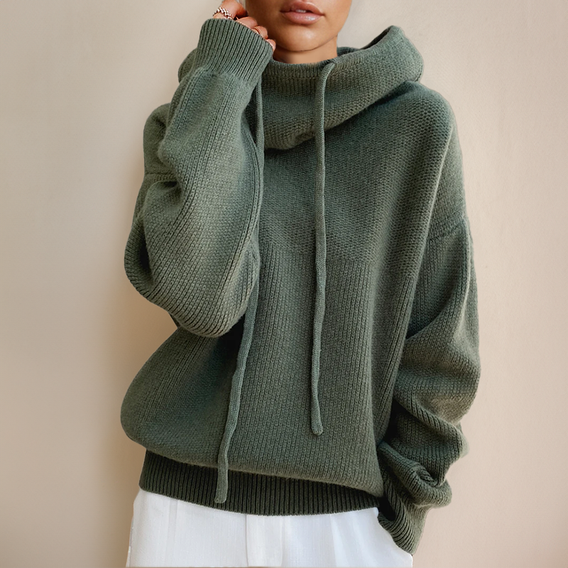Teofila - Elegant Sweater with a Turtleneck