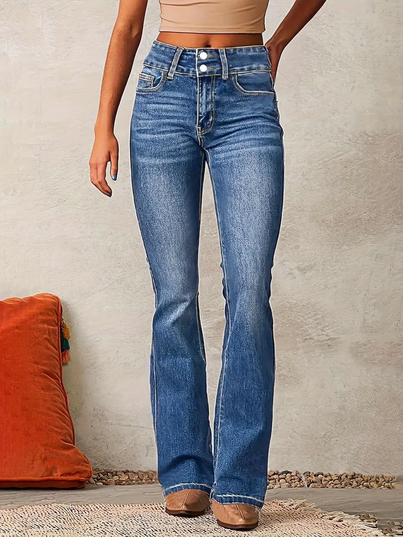 Aya | High-Waisted Bell Bottom Jeans