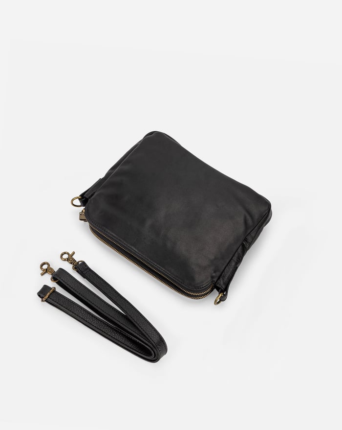 Josefin | Handmade Shoulder Bag Made of Soft Leather