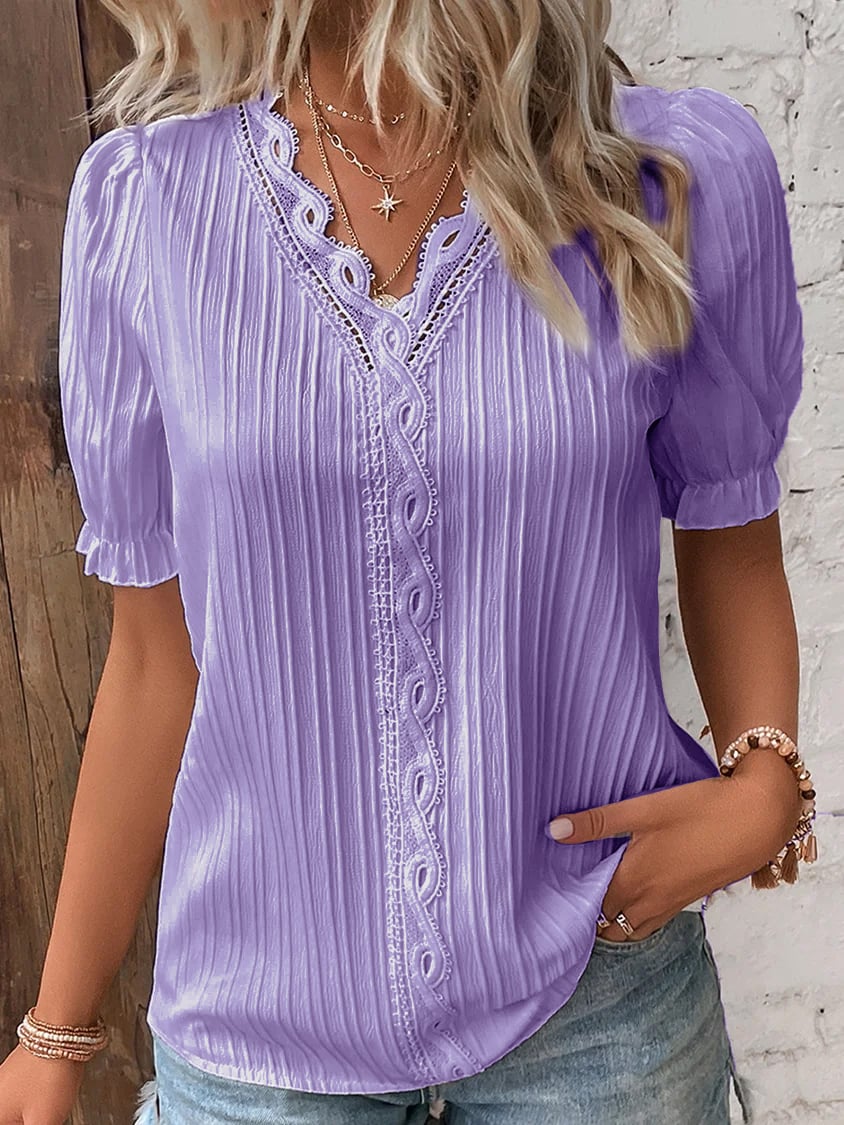 Jolene – Elegant Lace Blouse with V-Neck