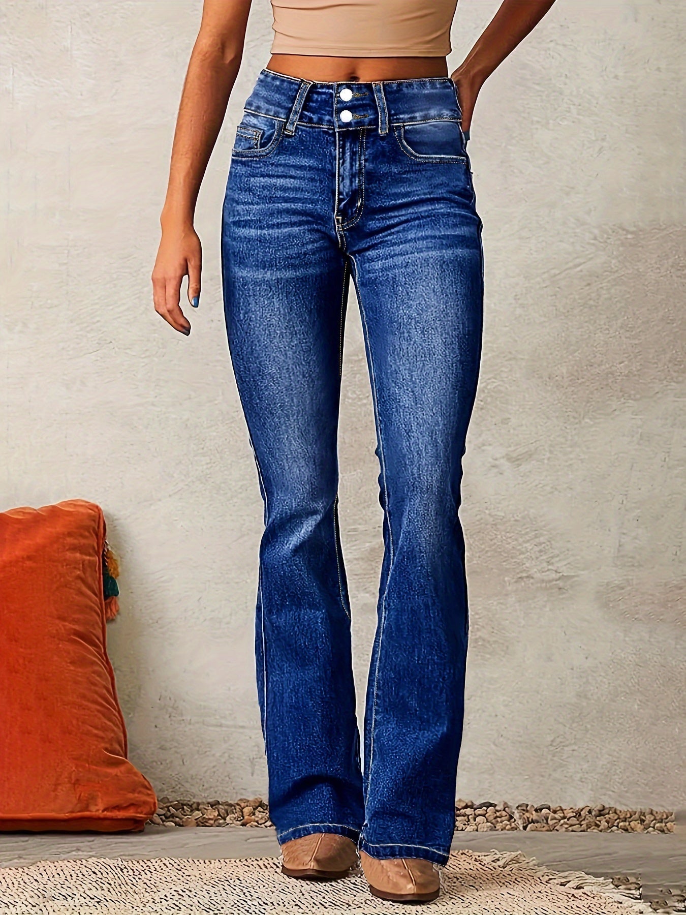 Aya | High-Waisted Bell Bottom Jeans