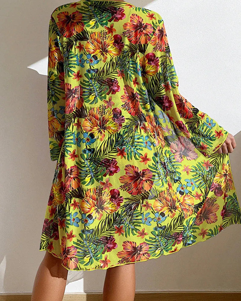 Samoa – Tropical Bikini with Matching Kimono